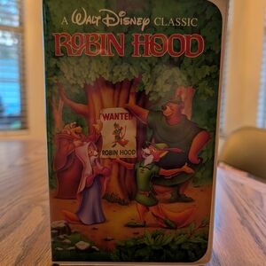 Disney Robin Hood VHS - Green and Red Cover